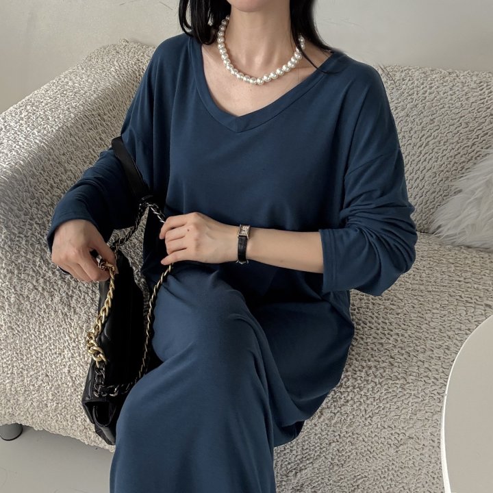 Bignarae - Korean Women Fashion - #momslook - Span Solid V-Neck One-piece - 4