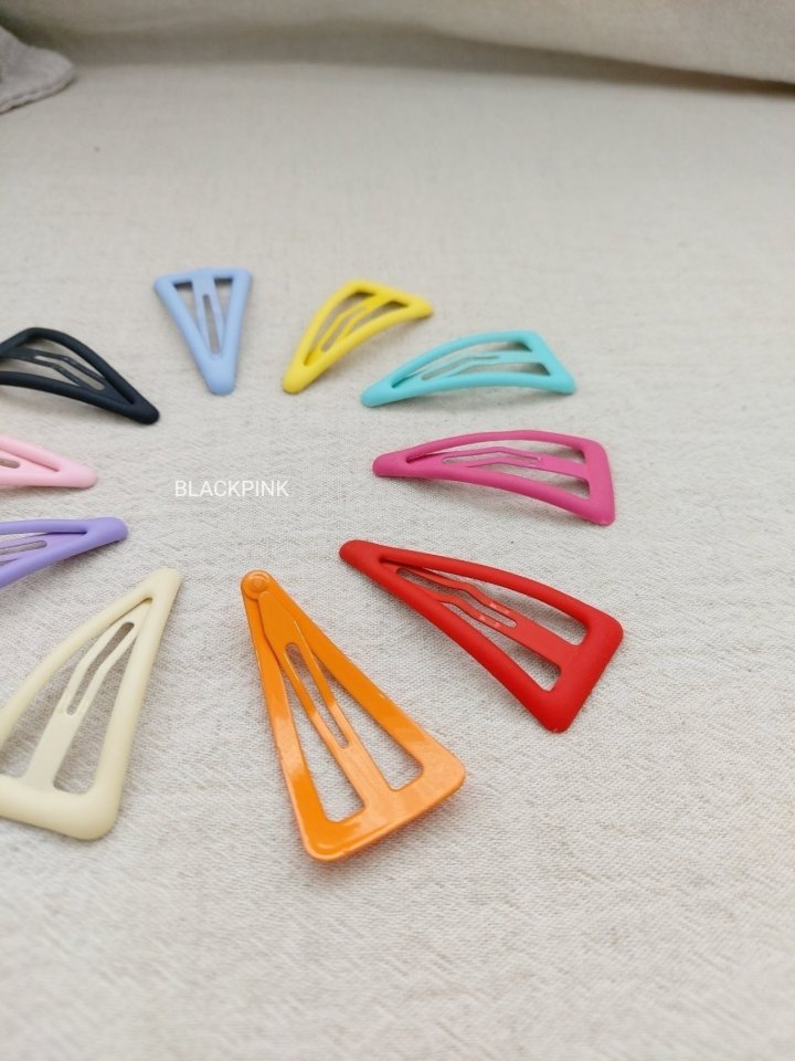 Black Pink - Korean Children Fashion - #kidsstore - Triangle Embossed Snap Clip - 2