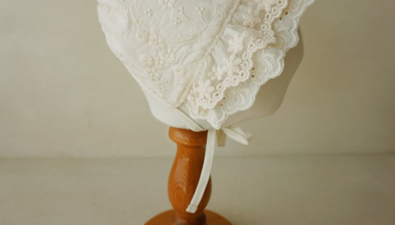 25 Lace Bonnet (Cotton Lace 4) by Bloombebe for Baby - view 11