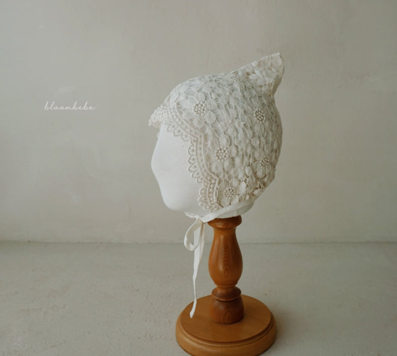 25 Lace Bonnet (Cotton Lace 3) by Bloombebe for Baby - view 7