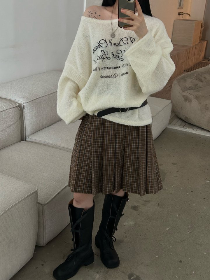 Buckle - Korean Women Fashion - #vintagekidsstyle - Off Lettering Knit - 4