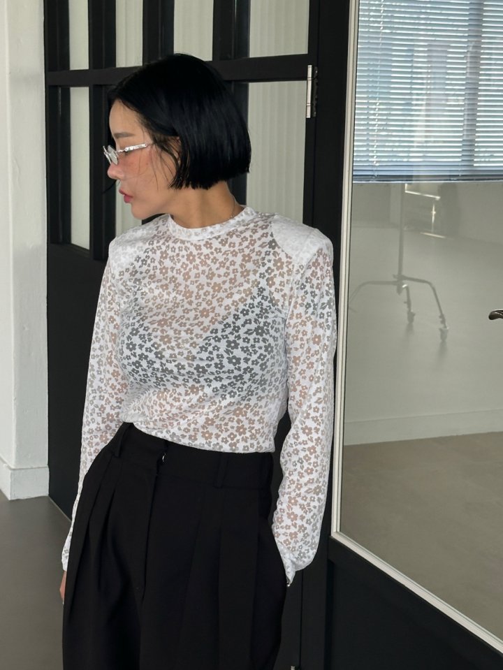 Chavi - Korean Women Fashion - #momslook - Burnout Flower Tee - 10