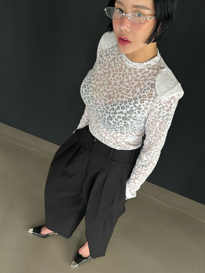 Chavi - Korean Women Fashion - #momslook - Burnout Flower Tee - 8