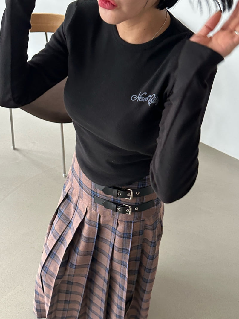 Chavi - Korean Women Fashion - #momslook - New City Tee - 12