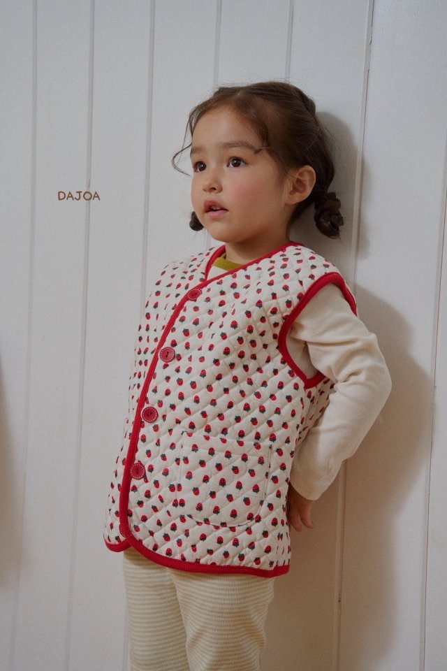 Dajoa - Korean Baby Fashion - #babyclothing - Strawberry Quilted Vest