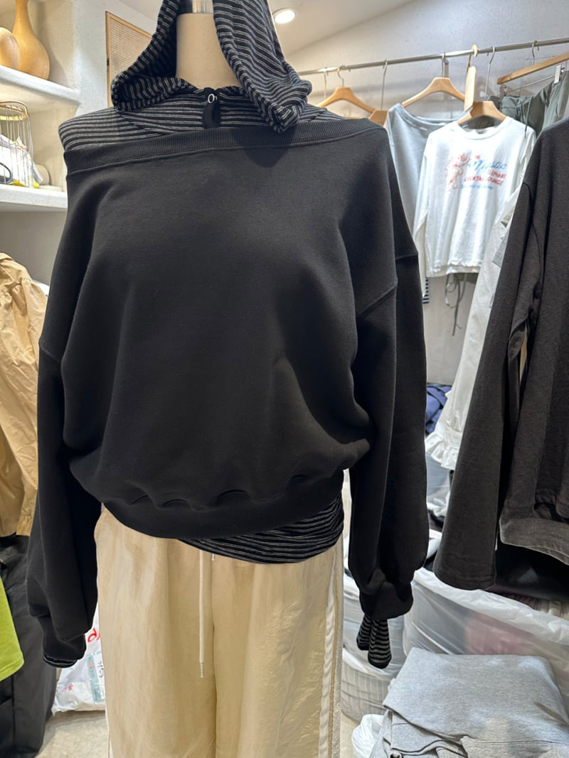 Dress U - Korean Women Fashion - #momslook - Off-Shoulder Sweatshirt - 12