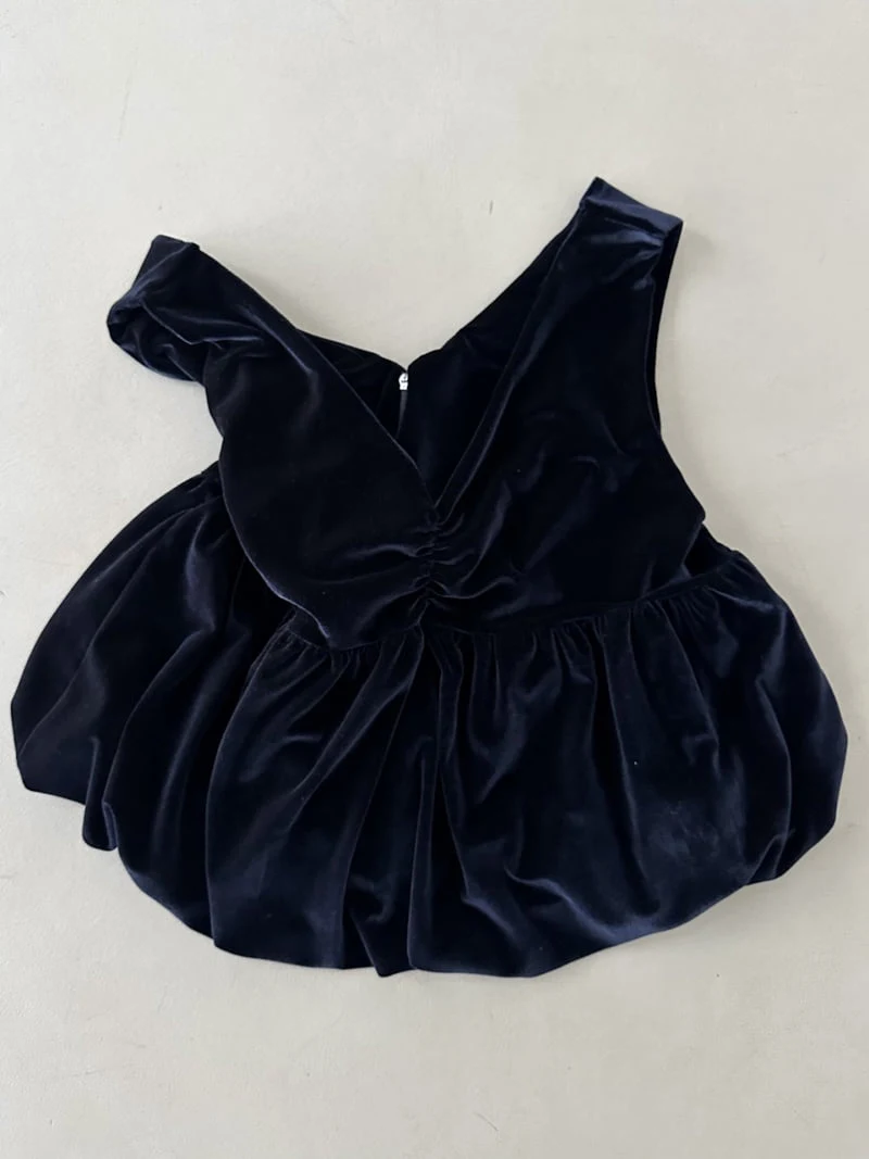 Dress U - Korean Women Fashion - #momslook - Velvet Shirring Vest - 2
