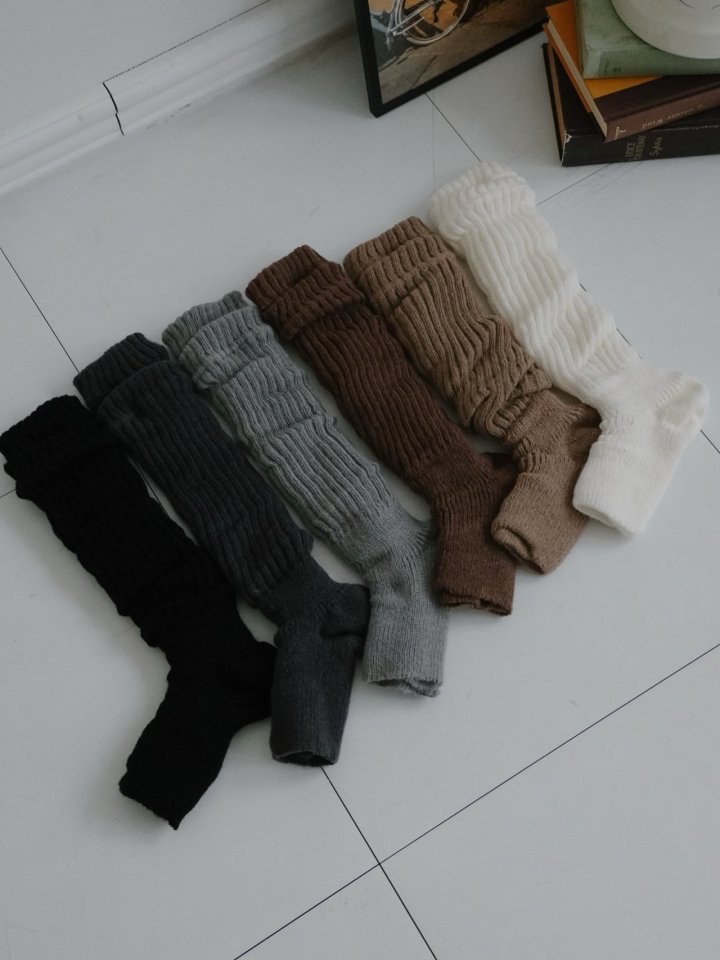 Eeiitt - Korean Women Fashion - #womensfashion - Cornil Loose Leg Warmer Ribbed Socks - 4