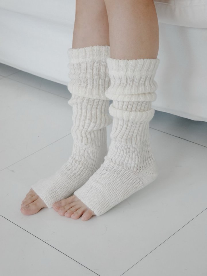 Eeiitt - Korean Women Fashion - #womensfashion - Cornil Loose Leg Warmer Ribbed Socks