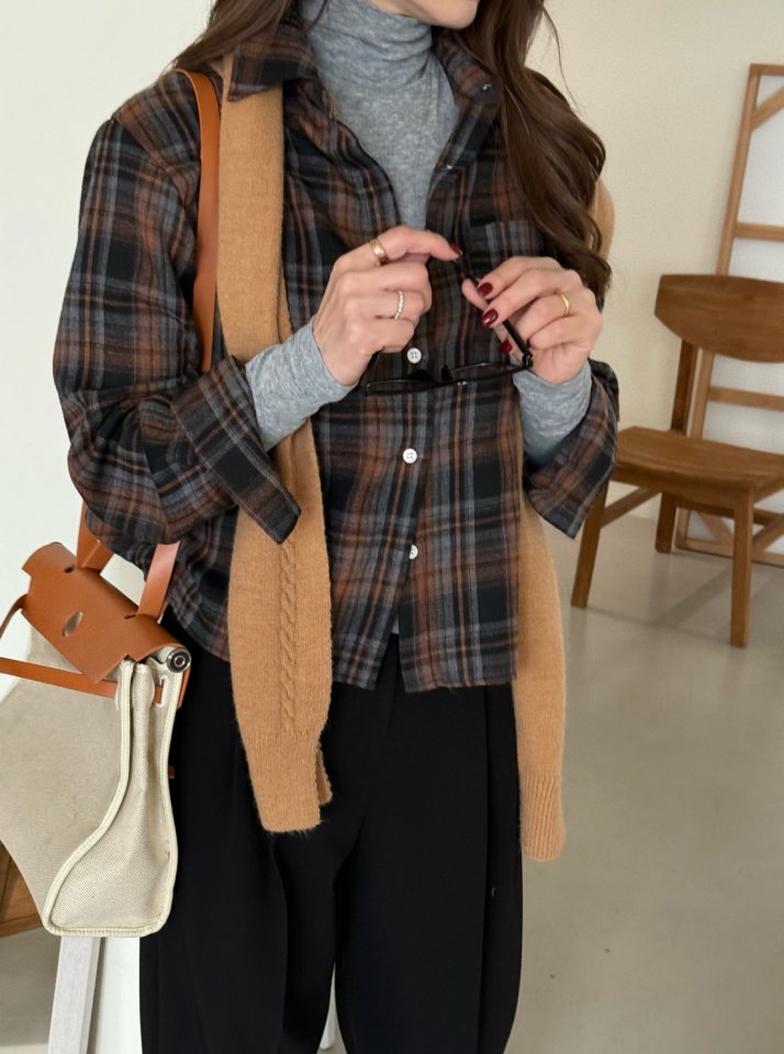Elmu - Korean Women Fashion - #momslook - Ive Check Shirt - 5