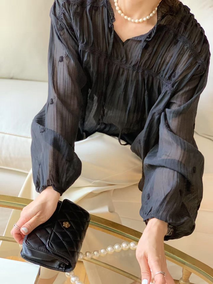 Elmu - Korean Women Fashion - #restrostyle - Dasom Embroidery Blouse