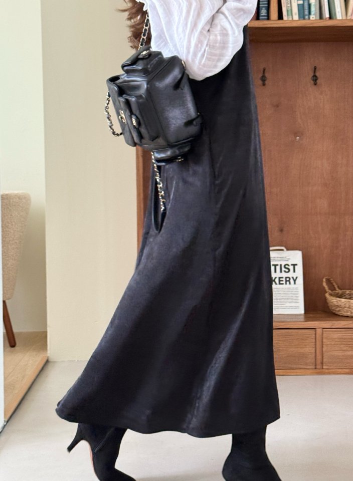 Elmu - Korean Women Fashion - #restrostyle - Tail Satin One-piece - 9