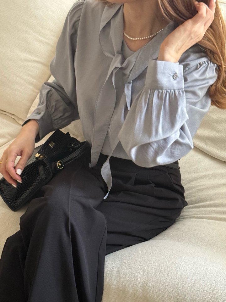 Elmu - Korean Women Fashion - #vintagekidsstyle - Yuri Scarf Blouse - 3
