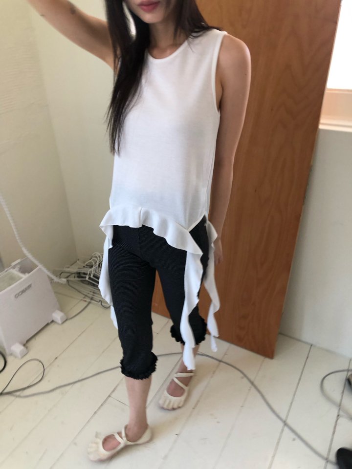 Flash - Korean Women Fashion - #momslook - Span Sleeveless Frill Tail Tee - 9