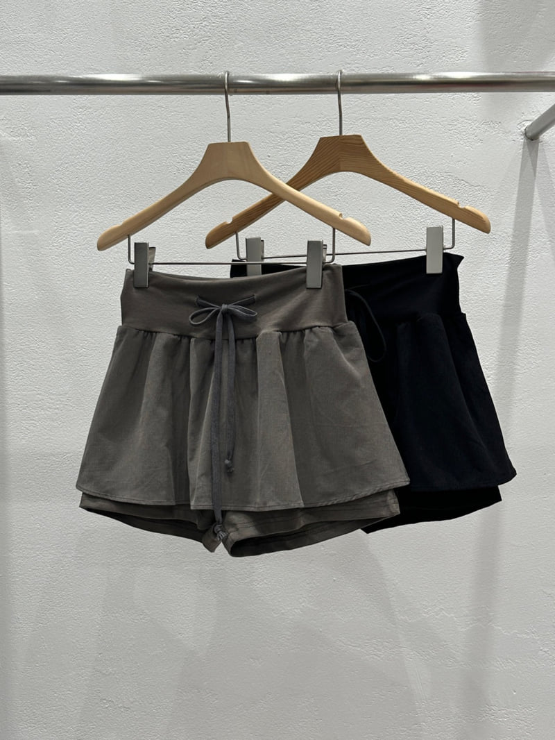Flash - Korean Women Fashion - #momslook - Corduroy Flare Shorts