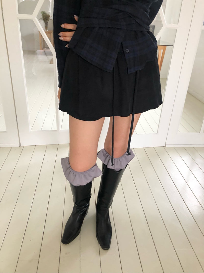 Flash - Korean Women Fashion - #momslook - Corduroy Flare Shorts - 7