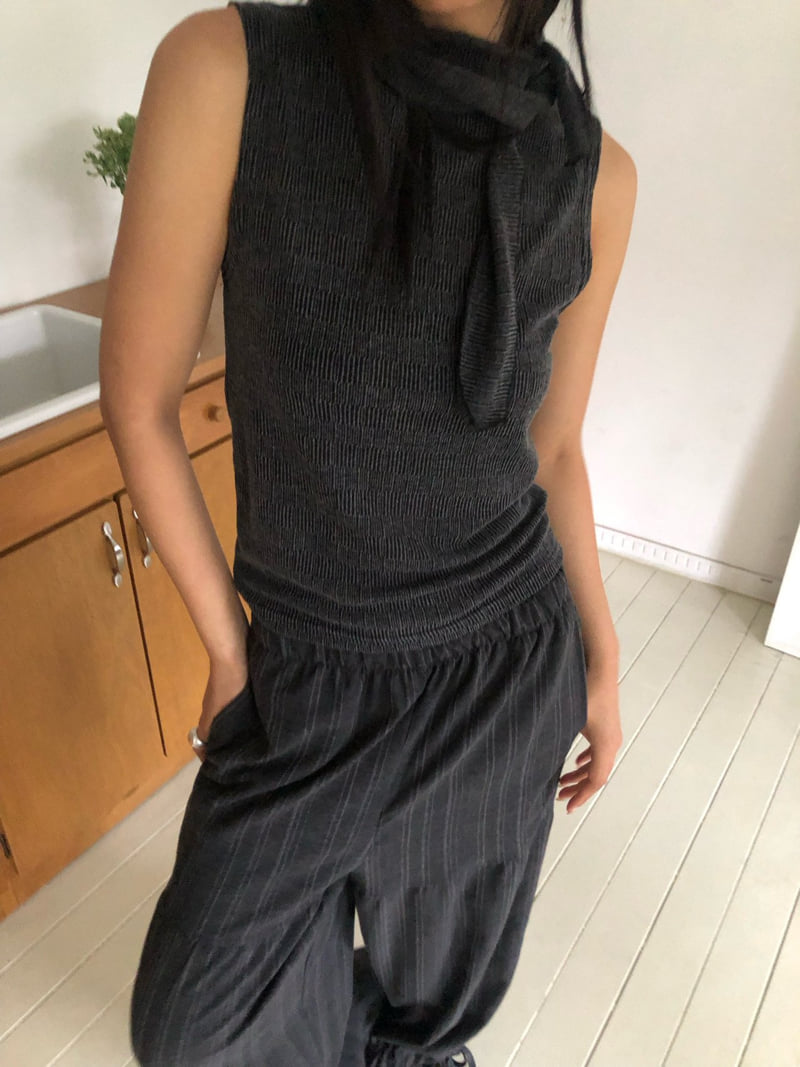 Flash - Korean Women Fashion - #momslook - Scarf Sleeveless Top - 9