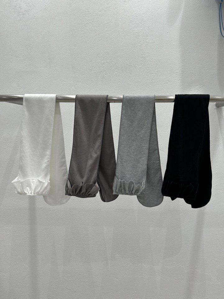 Flash - Korean Women Fashion - #thatsdarling - Frill Long Socks - 2