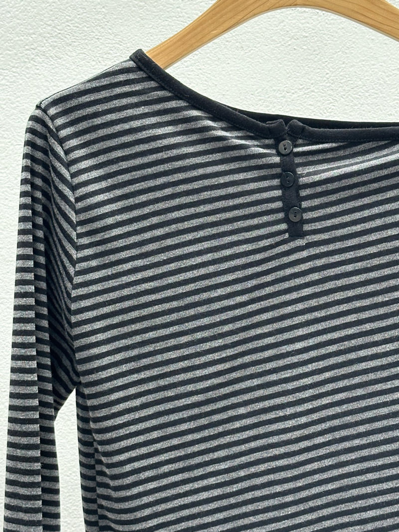 Flash - Korean Women Fashion - #thelittlethings - Another Tee - 5