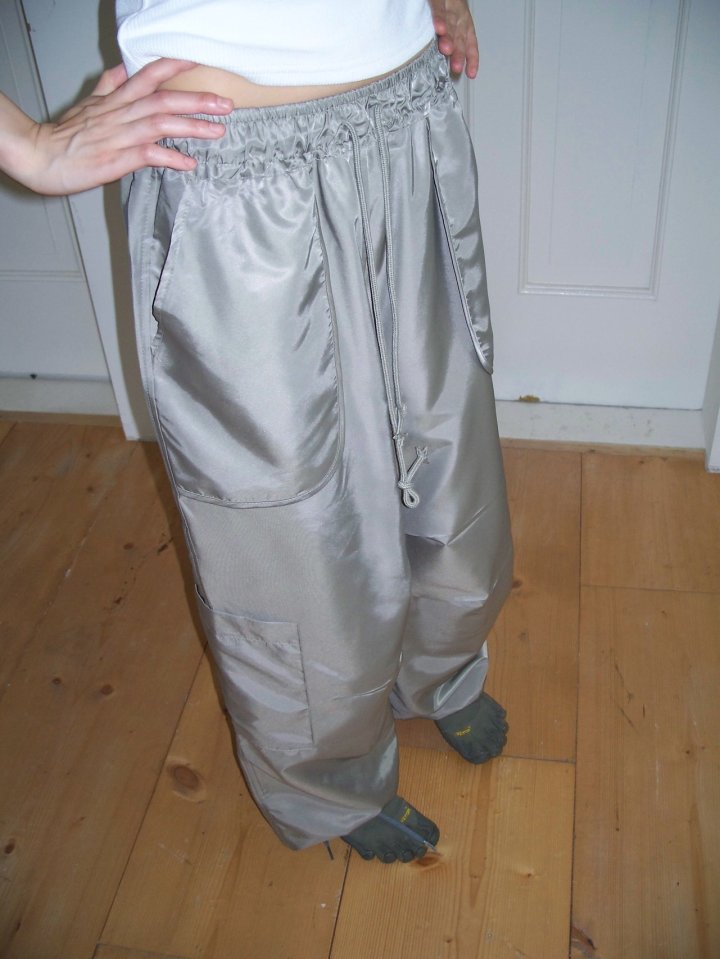 Flash - Korean Women Fashion - #vintagekidsstyle - Out Pocket Pants - 2