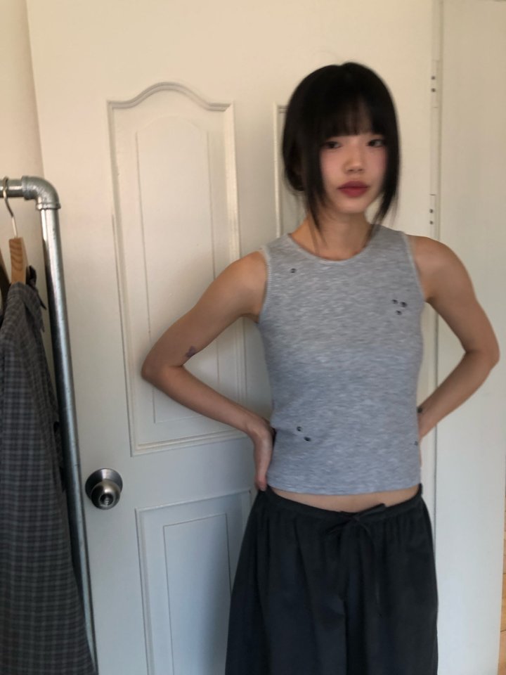 Flash - Korean Women Fashion - #momslook - Linda Rib Sleeveless Tee - 4