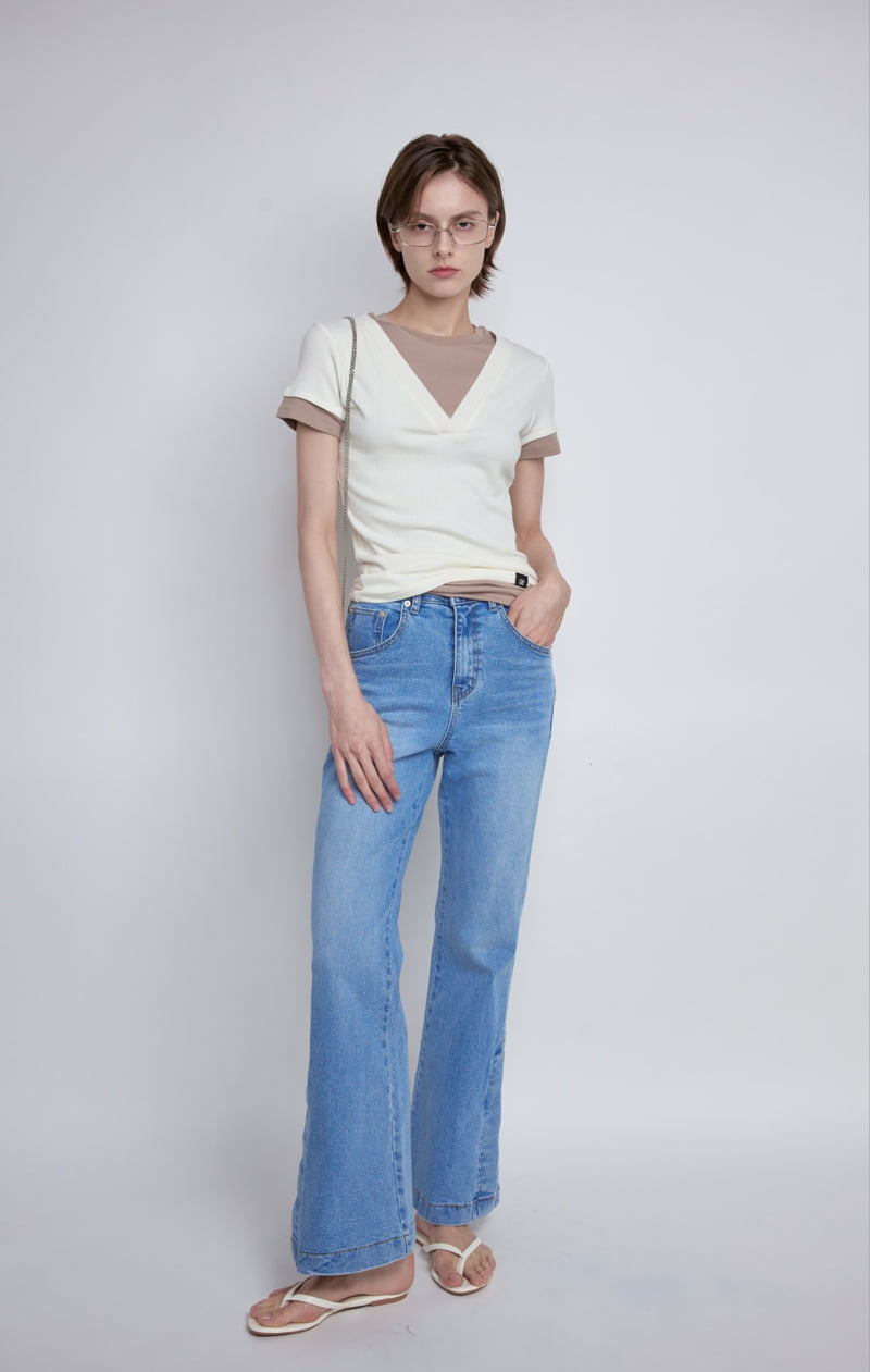 Gentle B - Korean Women Fashion - #momslook - Slit Bootcut Denim Pants - 10