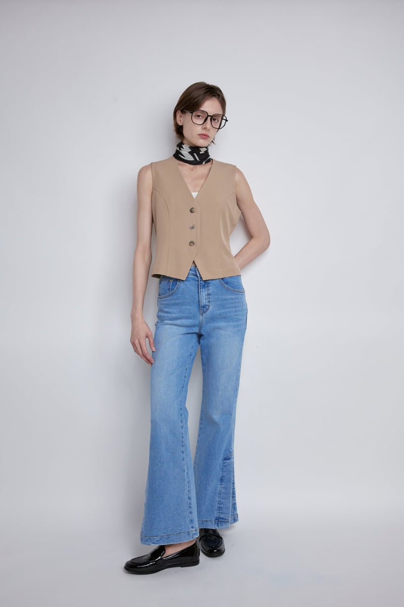 Gentle B - Korean Women Fashion - #momslook - Slit Bootcut Denim Pants - 6