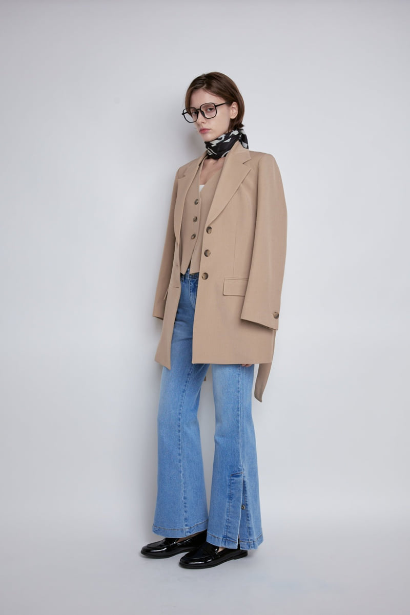 Gentle B - Korean Women Fashion - #shopsmall - Slit Bootcut Denim Pants - 3