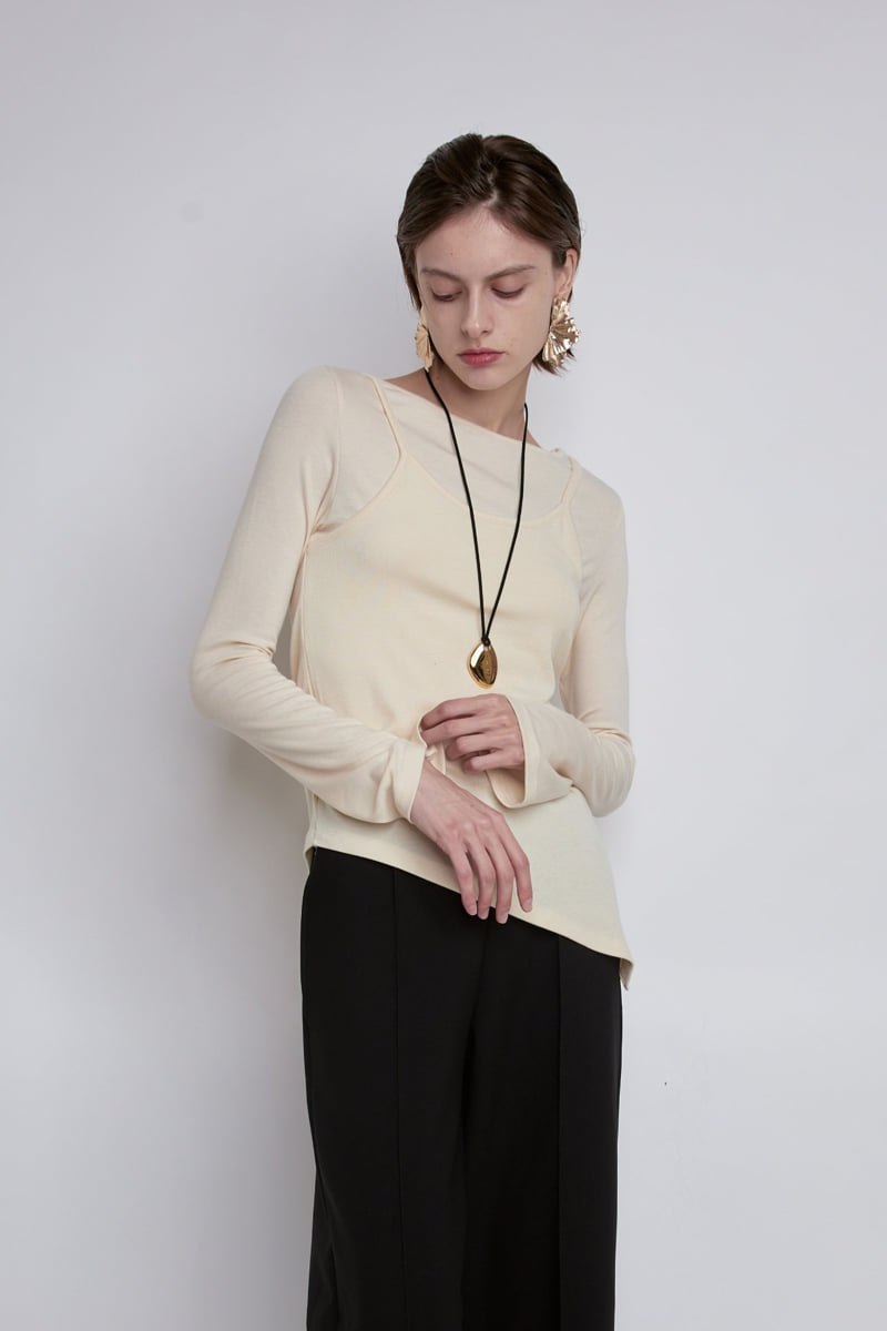 Gentle B - Korean Women Fashion - #womensfashion - Bell Sleeve Unbalanced Tee - 5