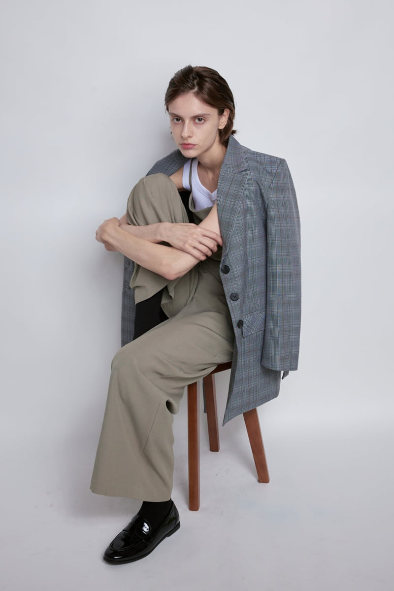 Gentle B - Korean Women Fashion - #womensfashion - One Line Suspender Jumpsuit