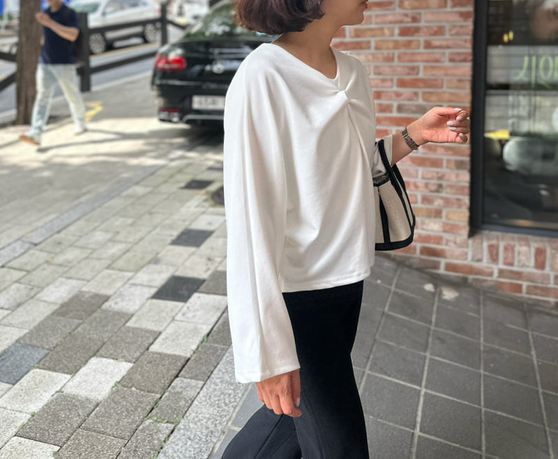 Have - Korean Women Fashion - #thelittlethings - Drape Tee - 8