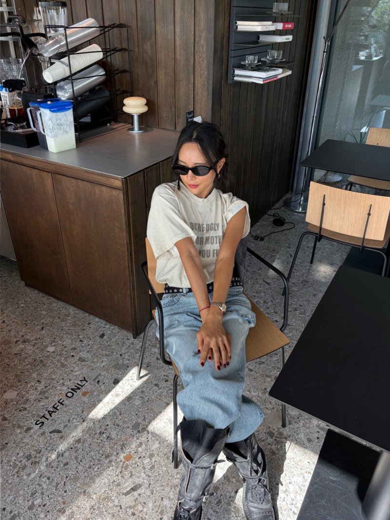 Heil - Korean Women Fashion - #momslook - Pig Vintage Ugly Tee - 7