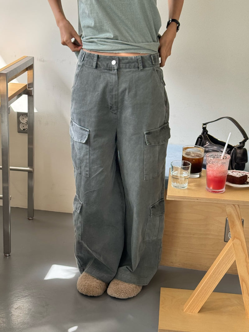 Heil - Korean Women Fashion - #momslook - Pig Double Pocket Pants - 6