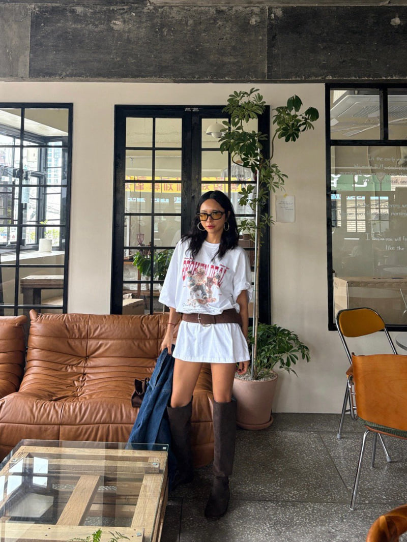 Heil - Korean Women Fashion - #momslook - Pig Board Tee - 5