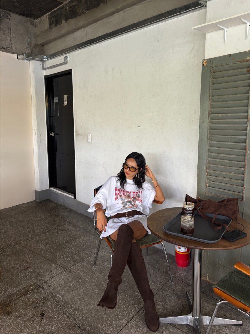 Heil - Korean Women Fashion - #vintageinspired - Pig Board Tee - 8