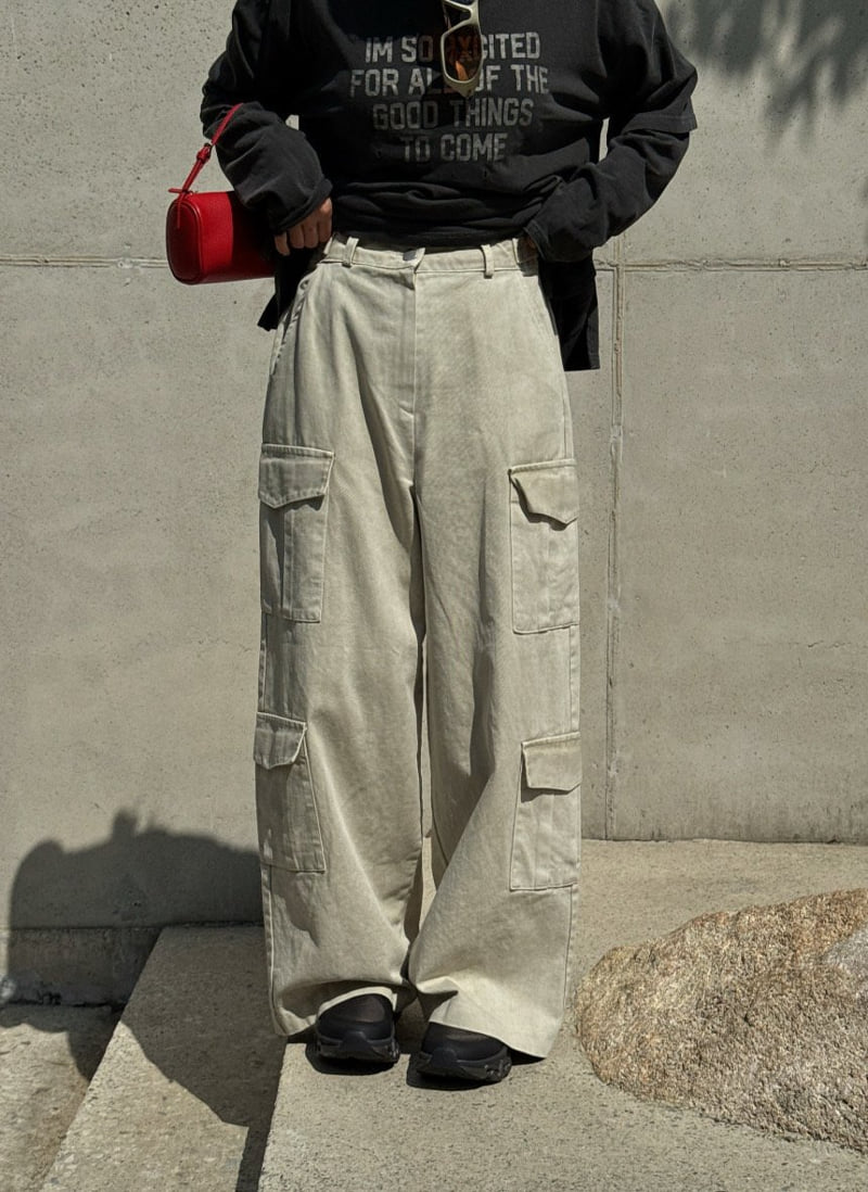 Heil - Korean Women Fashion - #momslook - Pig Double Pocket Pants - 4
