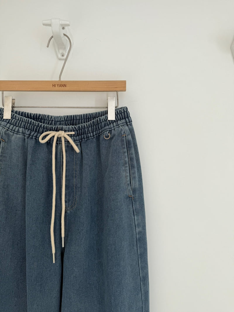 Hiyann - Korean Women Fashion - #momslook - Wide Banding Denim Pants - 2