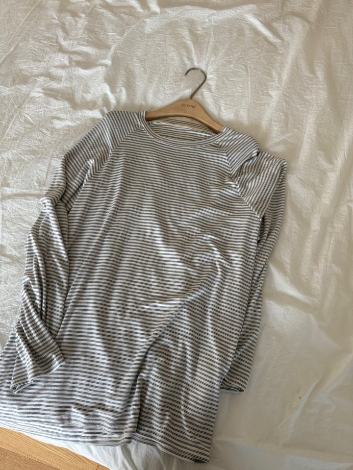 Hiyann - Korean Women Fashion - #pursuepretty - Raglan Stripe Tee - 6