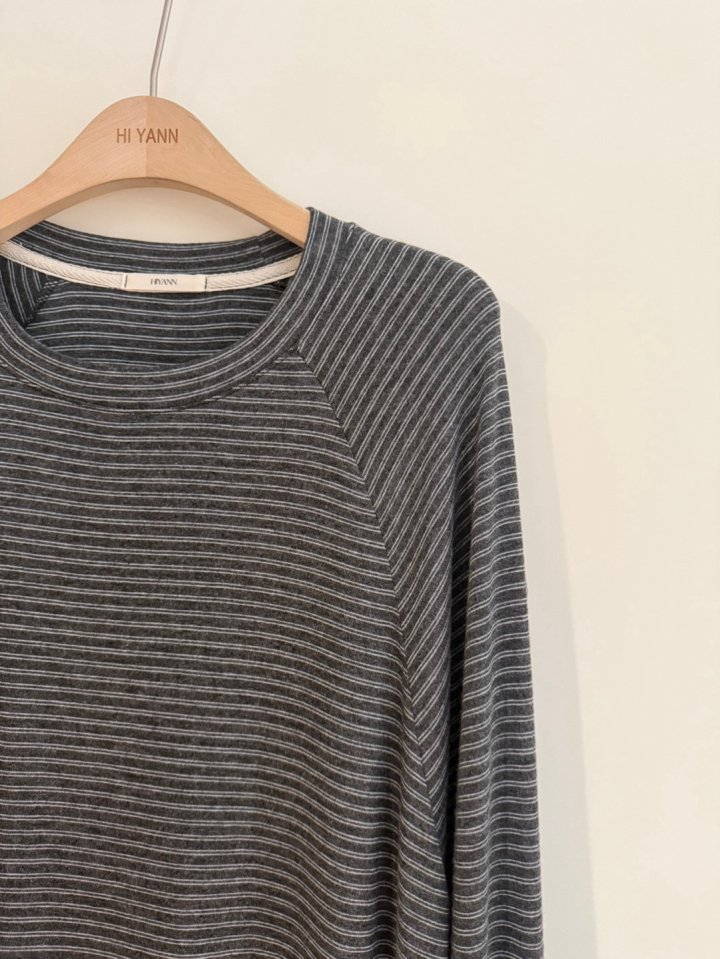 Hiyann - Korean Women Fashion - #romanticstyle - Raglan Stripe Tee - 8