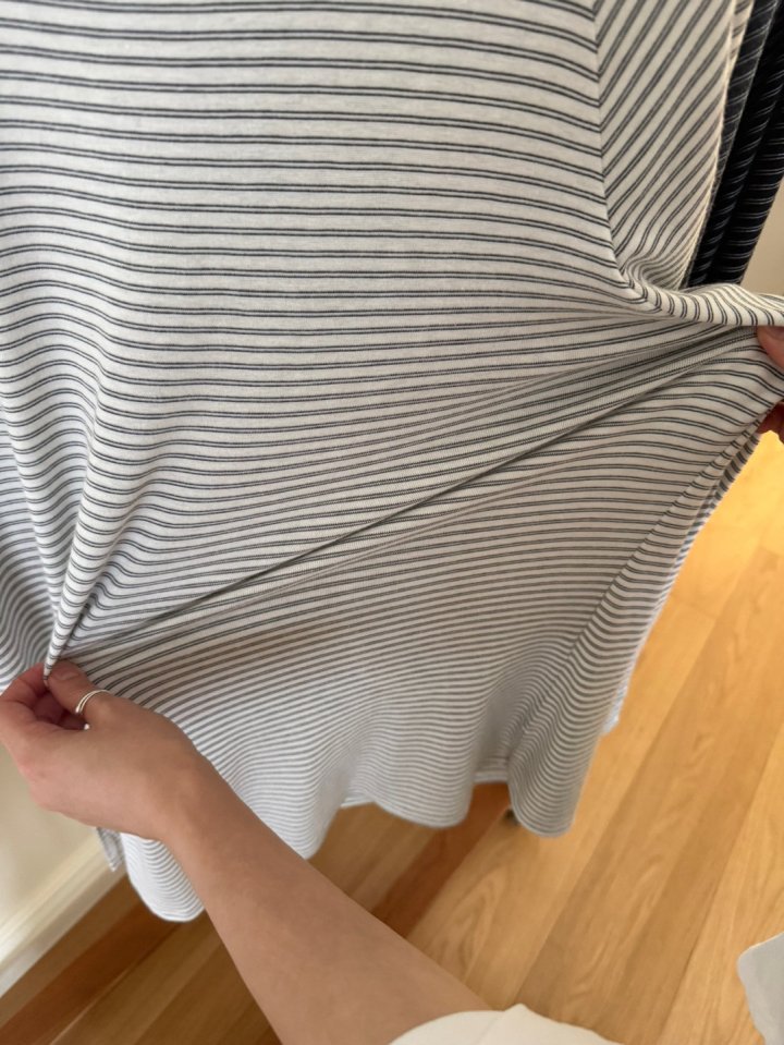 Hiyann - Korean Women Fashion - #vintagekidsstyle - Raglan Stripe Tee - 5