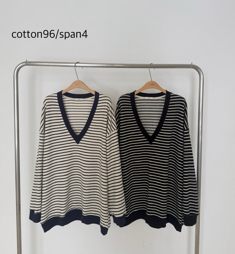 Hiyann - Korean Women Fashion - #womensfashion - V-Neck Roy Sweatshirt