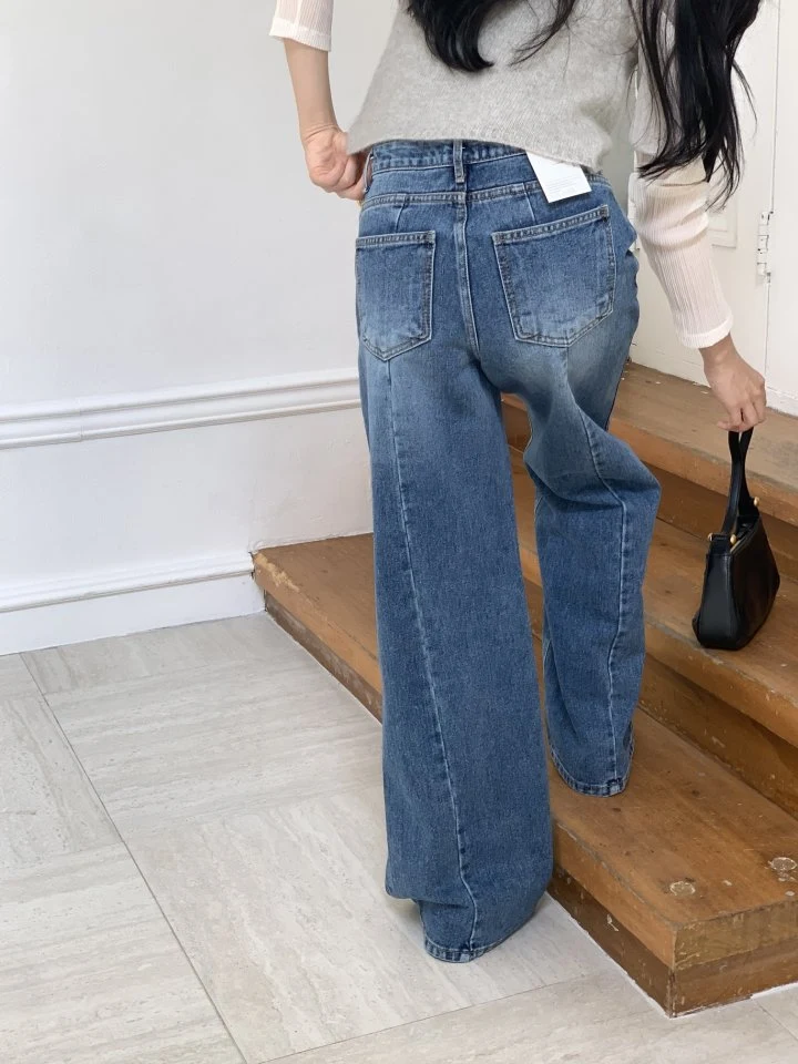 I'm here - Korean Women Fashion - #momslook - Back Slit Wide Straight Denim Pants