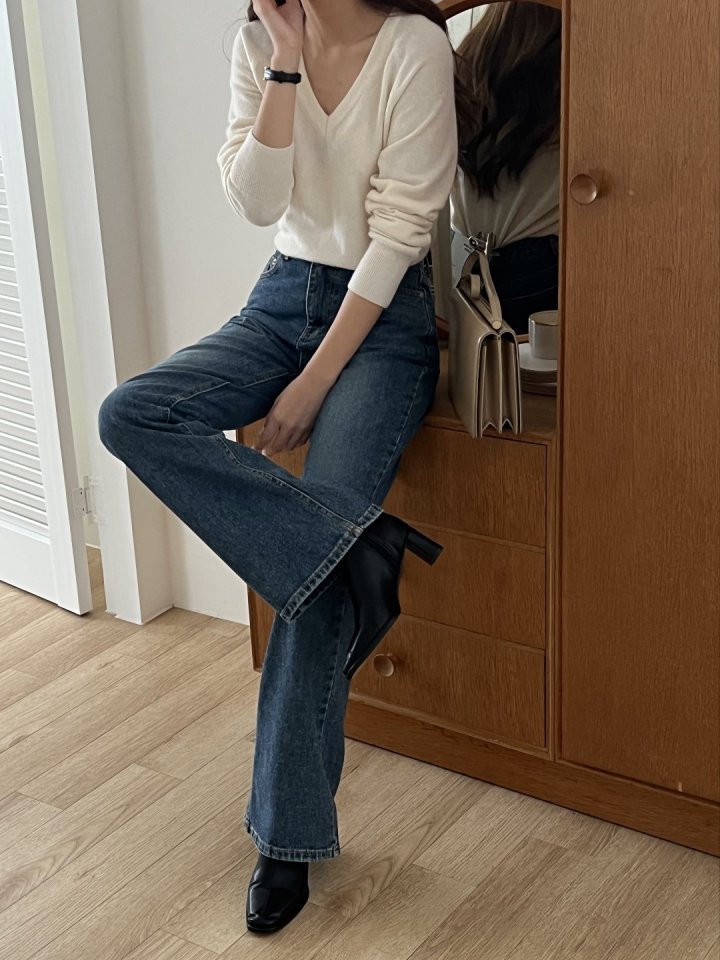 I'm here - Korean Women Fashion - #momslook - Sand Brush Bootcut Denim Pants - 6