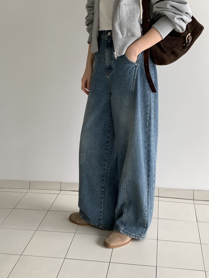I'm here - Korean Women Fashion - #momslook - Round Denim Pants - 7