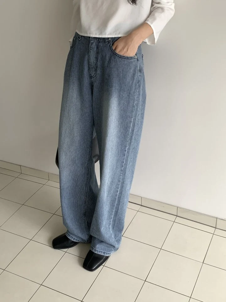 I'm here - Korean Women Fashion - #momslook - Wide Stripe Denim Pants - 11