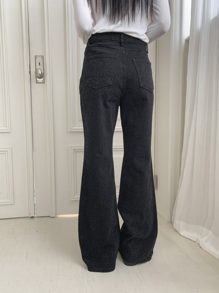 I'm here - Korean Women Fashion - #momslook - Leopard Bootcut Denim Pants - 6