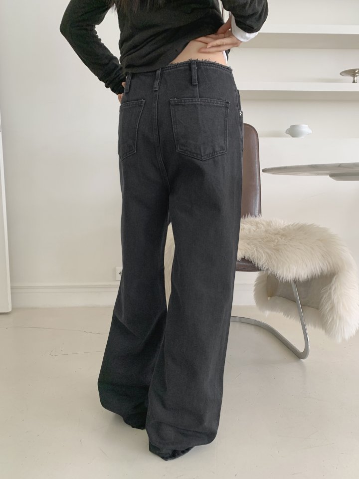 I'm here - Korean Women Fashion - #pursuepretty - Muobi Wide Black Denim Pants - 12