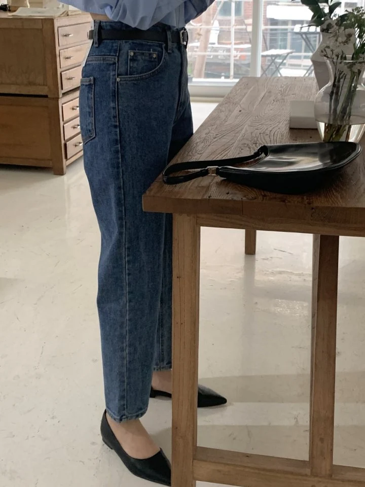 I'm here - Korean Women Fashion - #restrostyle - Blue Crop Denim Pants - 7