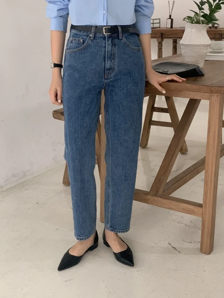 I'm here - Korean Women Fashion - #thatsdarling - Blue Crop Denim Pants - 10
