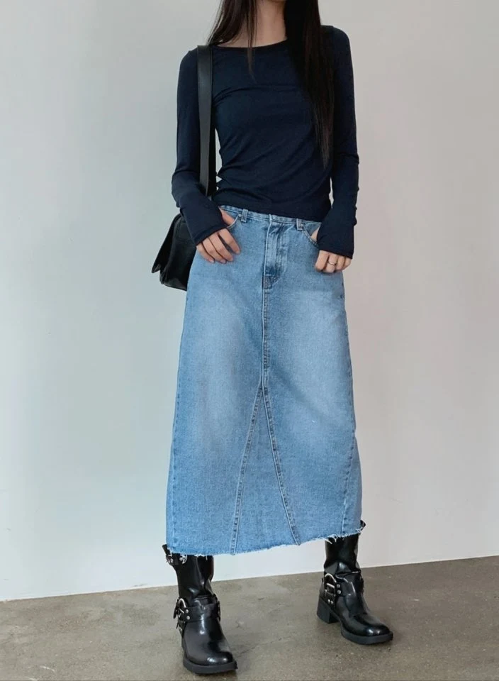 I'm here - Korean Women Fashion - #thatsdarling - Cut Slit Denim Long Skirt - 4